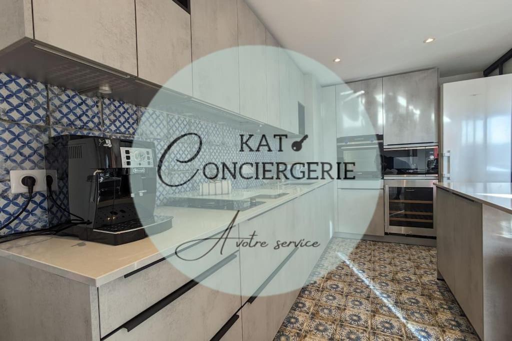 Le 828 : Appartement En Plein Centre De วานส์ ภายนอก รูปภาพ